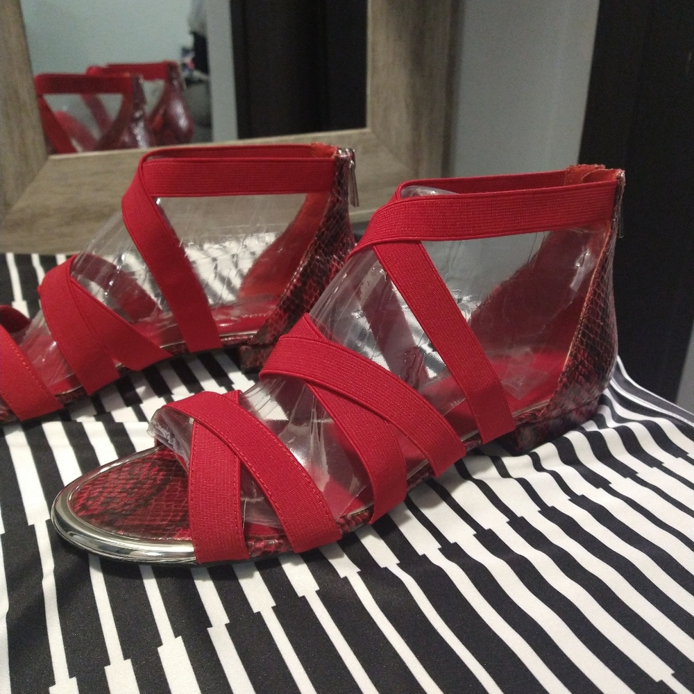 Jessica Simpson "Axella" - Picture 3 of 10